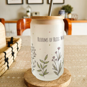 Personalised printed glass can tumbler with bamboo lid and steel straw